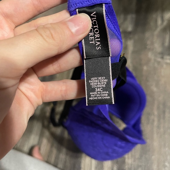 Bra - Picture 3 of 3